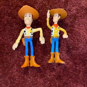 2 Woody figurines